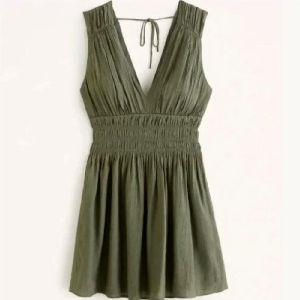 Abercrombie & Fitch Plunge neck smocked crinkle mini dress olive green